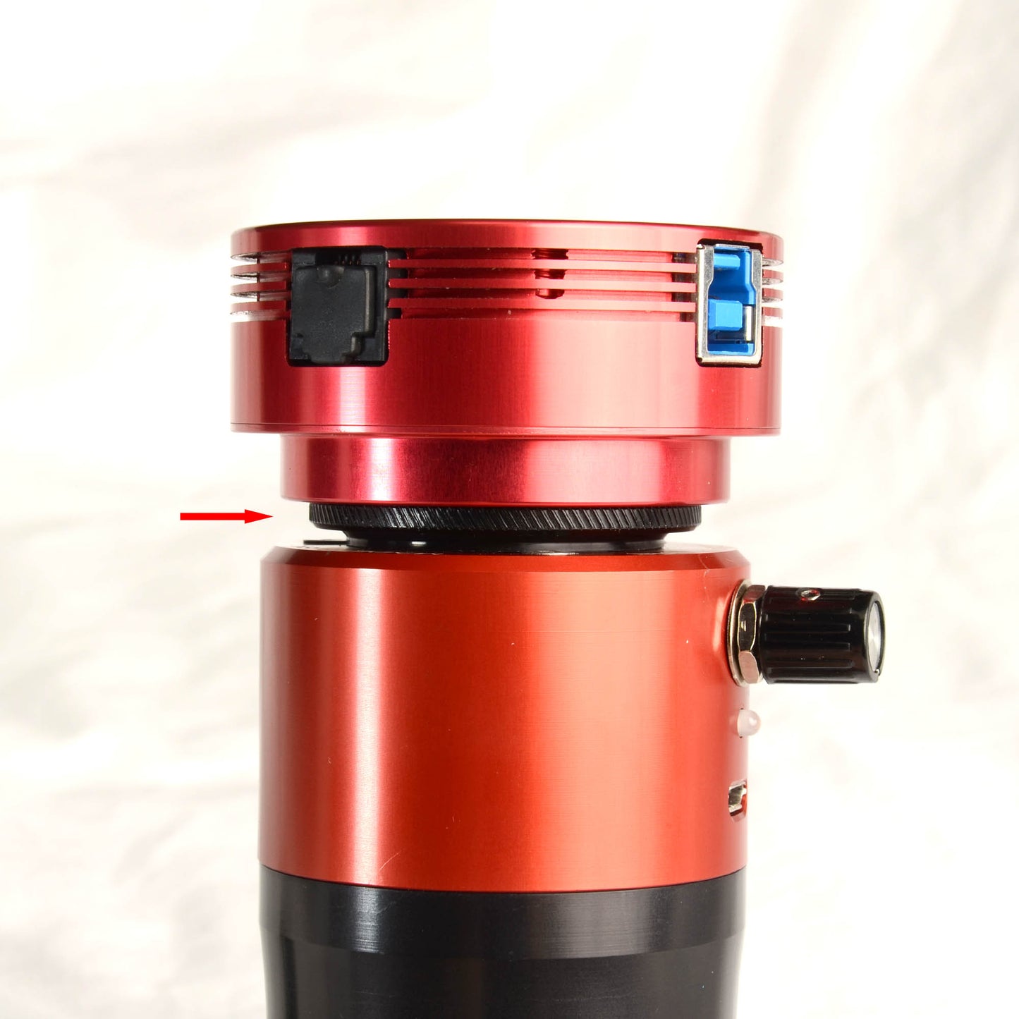 Quark Output T Thread Adaptor